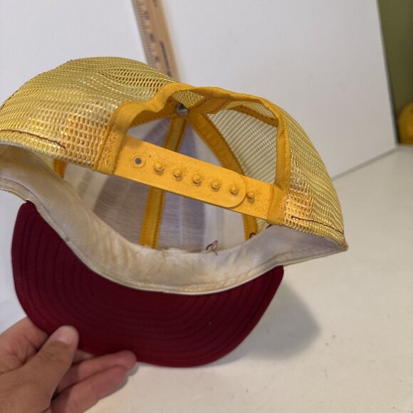 Vintage 80s Washington Redskins NFL Trucker Hat Adult Made In USA Lucky Stripe - Picture 8 of 16